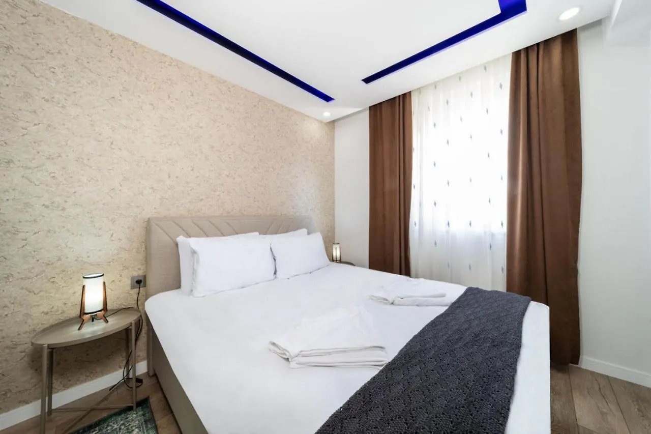 Modern And Central Home Near Beach In The Heart Of Antalya Apartament